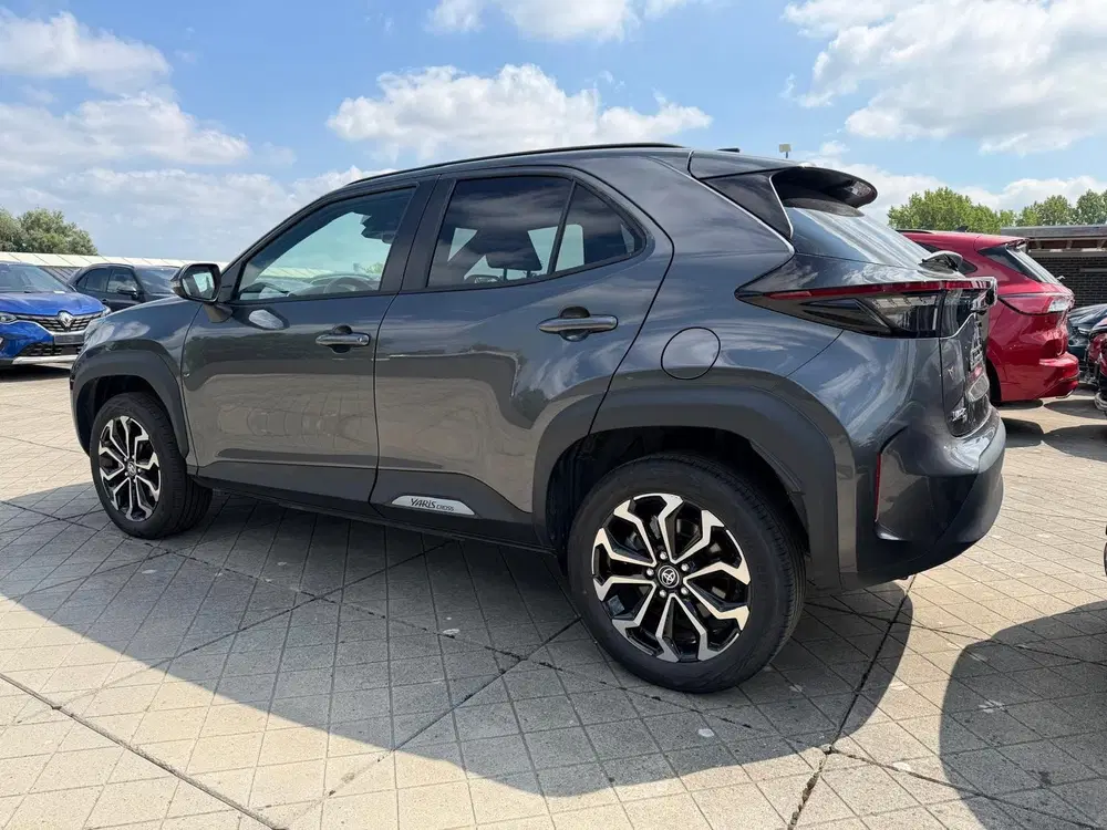 Toyota Yaris Cross 1.5 Hybrid 130 Executive uit 2026, foto 2