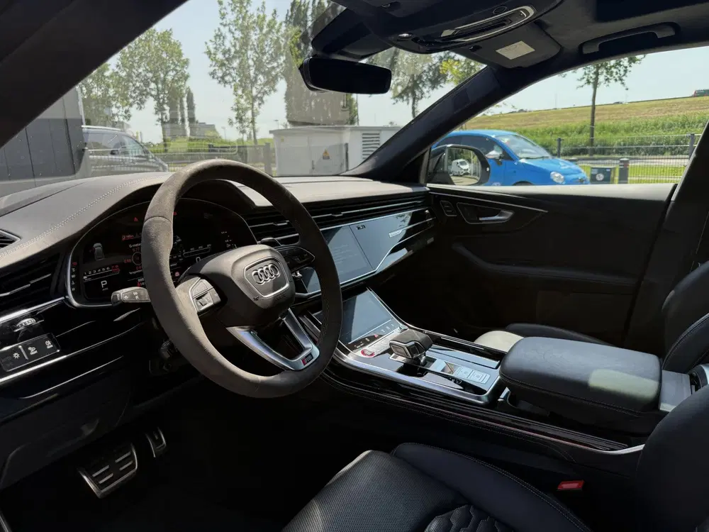 Audi RS Q8 4.0 TFSI quattro Dynamic+ uit 2023, foto 16