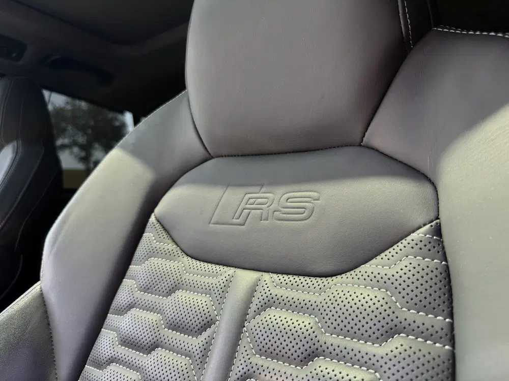 Audi RS Q8 4.0 TFSI quattro Dynamic+ uit 2023, foto 19
