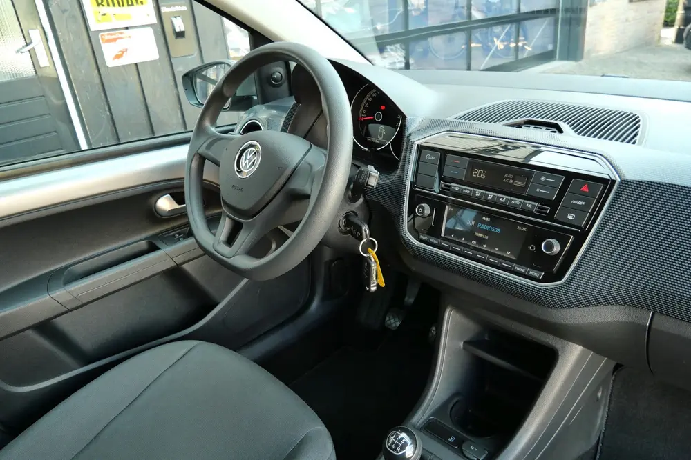 Volkswagen Up! 1.0 | Airco | Cruise | Camera | NL-Auto uit 2022, foto 4