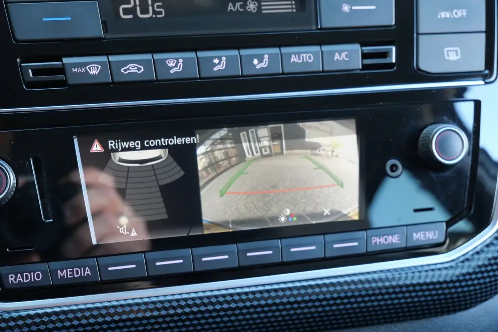 Volkswagen Up! 1.0 | Airco | Cruise | Camera | NL-Auto uit 2022, foto 8