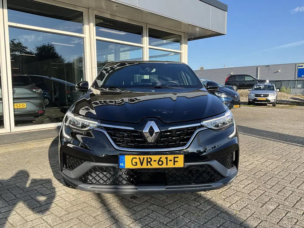 Renault Arkana 1.6 E-Tech hybrid 145 R.S. Line uit 2022, foto 2