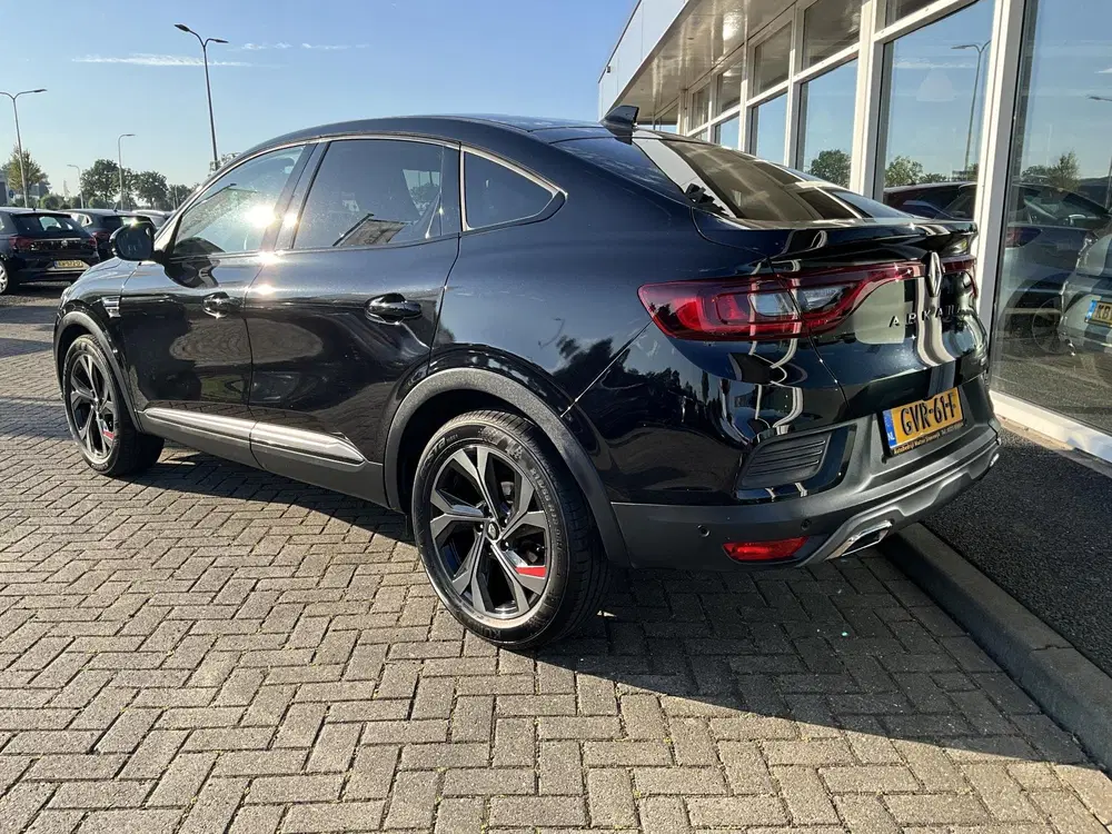 Renault Arkana 1.6 E-Tech hybrid 145 R.S. Line uit 2022, foto 5