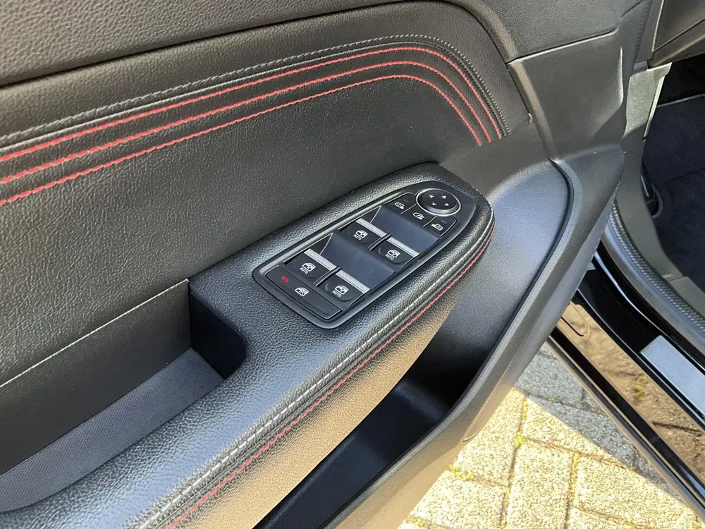 Renault Arkana 1.6 E-Tech hybrid 145 R.S. Line uit 2022, foto 8