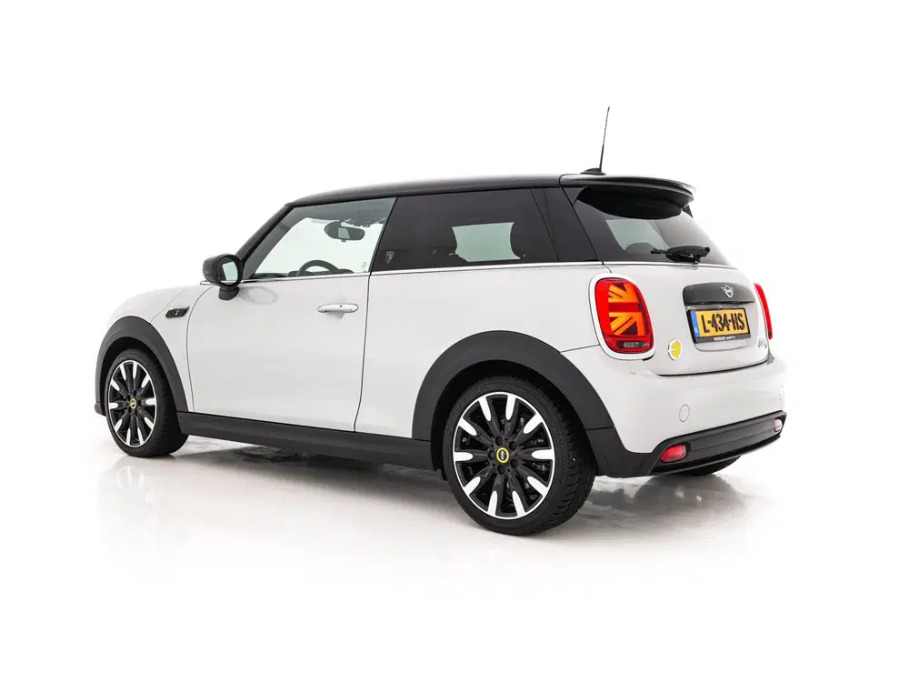 Mini Electric MINI Yours 33 kWh [3-Fase-11kW] {SoH-95%} uit 2021, foto 4