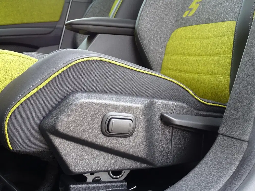 Renault 5 comfort range iconic cinq 52 kWh NU 5 JAAR uit 2026, foto 16