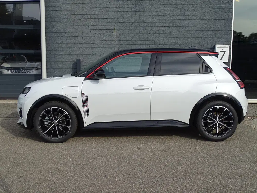 Renault 5 comfort range iconic cinq 52 kWh NU 5 JAAR uit 2026, foto 19