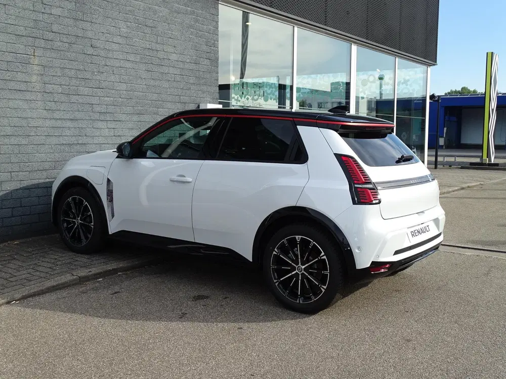 Renault 5 comfort range iconic cinq 52 kWh NU 5 JAAR uit 2026, foto 6