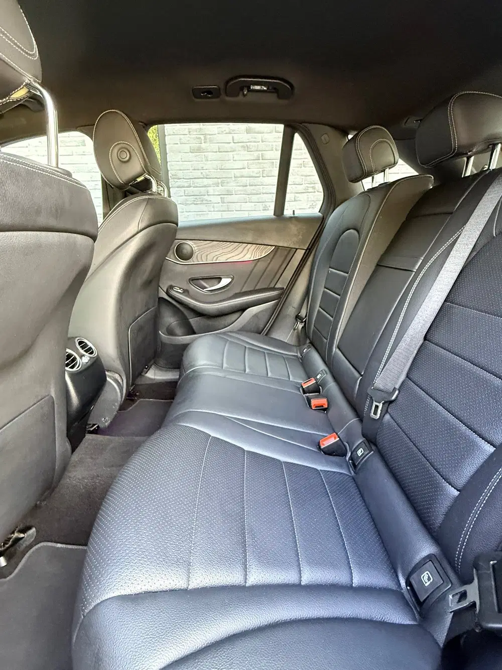 Mercedes-Benz GLC 300e 4MATIC Business Solution AMG uit 2022, foto 7