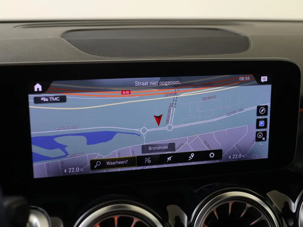 Mercedes-Benz GLB 200 Business Solution AMG uit 2020, foto 20