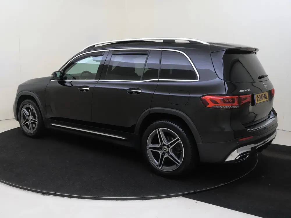Mercedes-Benz GLB 200 Business Solution AMG uit 2020, foto 3