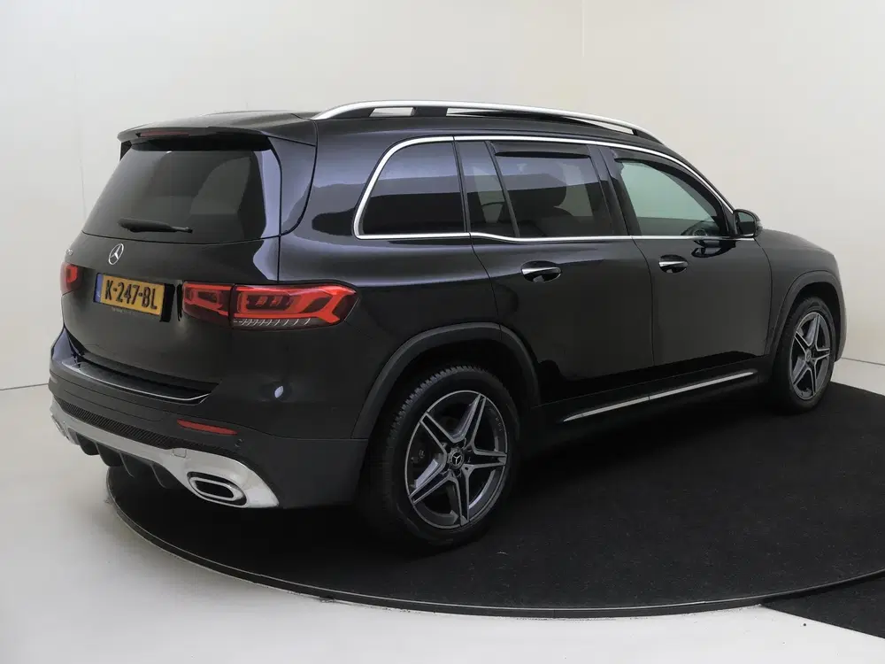 Mercedes-Benz GLB 200 Business Solution AMG uit 2020, foto 4