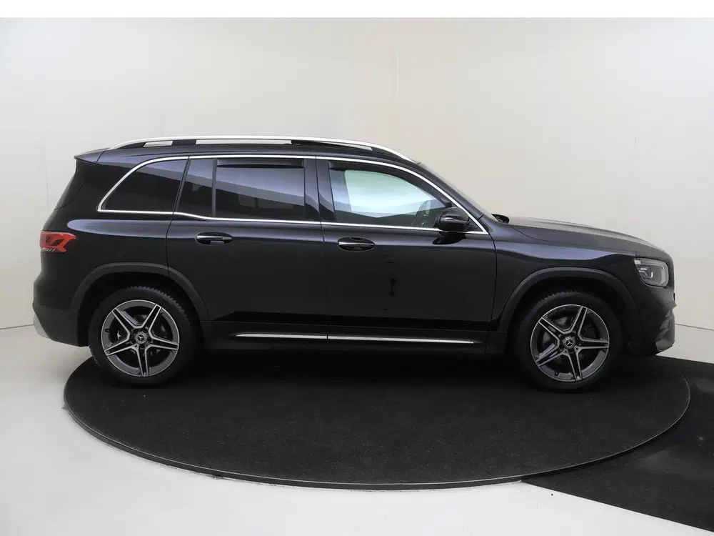 Mercedes-Benz GLB 200 Business Solution AMG uit 2020, foto 9