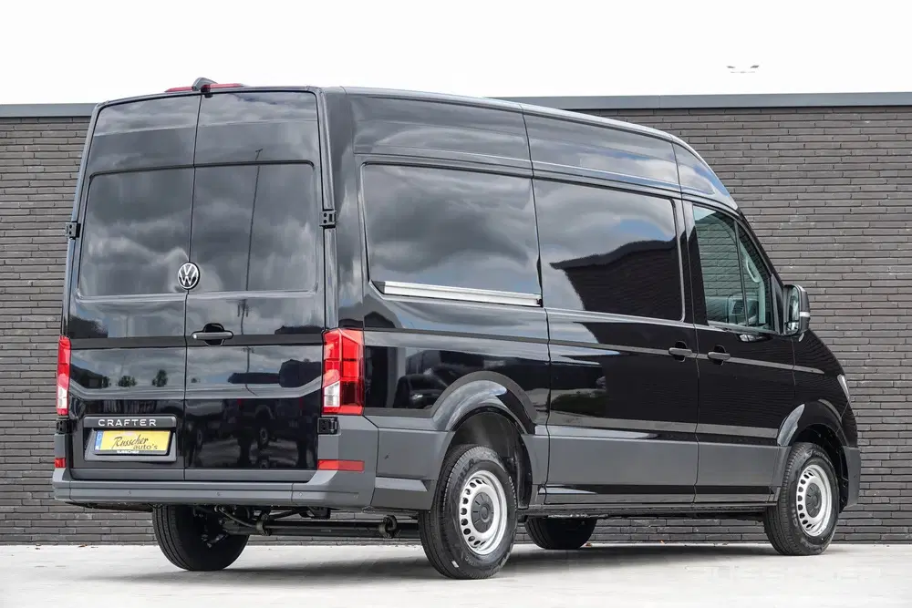 Volkswagen Crafter L3H3 uit 2024, foto 2