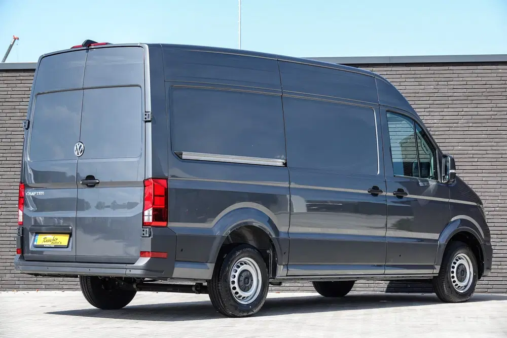 Volkswagen Crafter L3H3 uit 2024, foto 2
