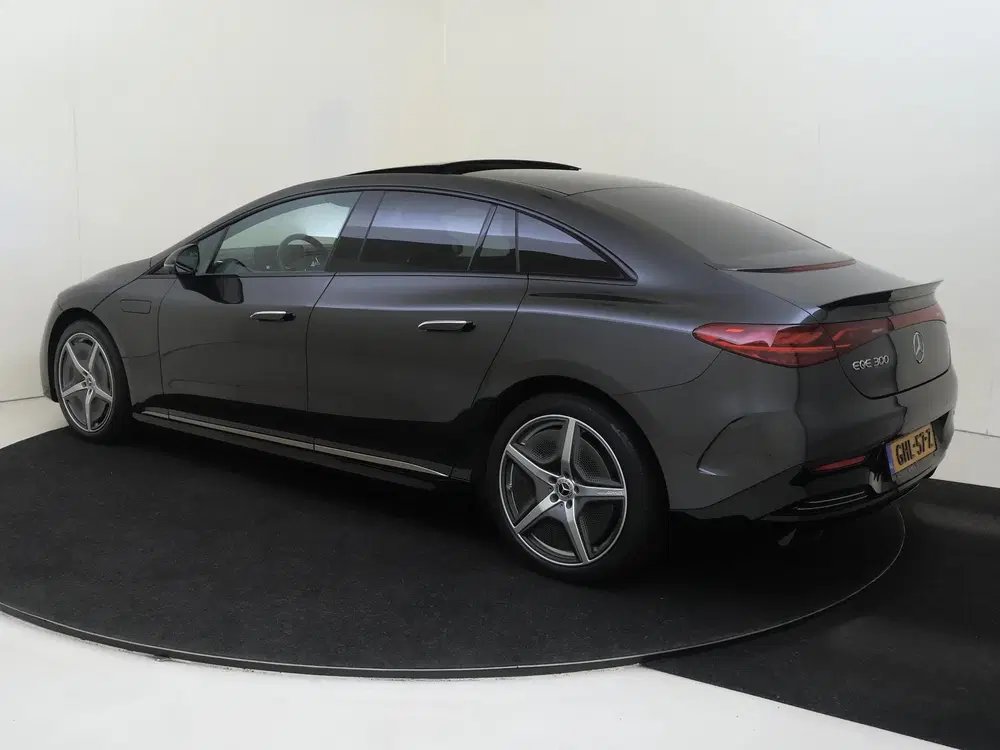 Mercedes-Benz EQE 300 Sport Edition 89 kWh uit 2024, foto 3