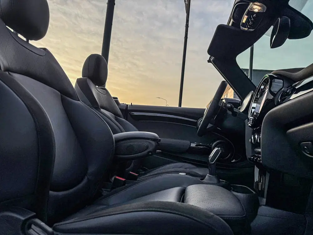 Mini Cabrio 2.0 John Cooper Works JCW Pack F1 aut 231p uit 2023, foto 18