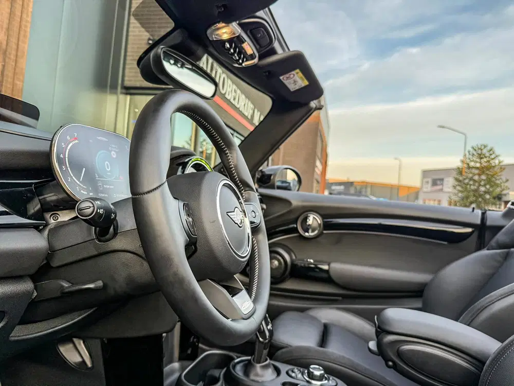 Mini Cabrio 2.0 John Cooper Works JCW Pack F1 aut 231p uit 2023, foto 6