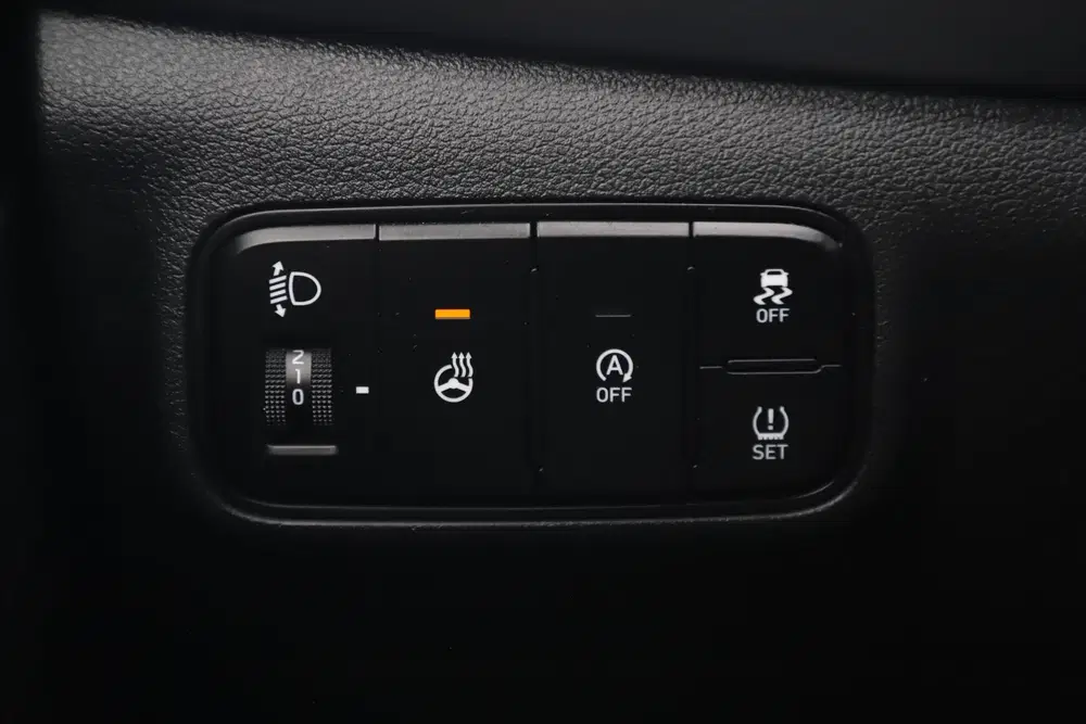 Hyundai BAYON 1.0 T-GDI Premium Navigatie Achteruitrijca uit 2022, foto 13