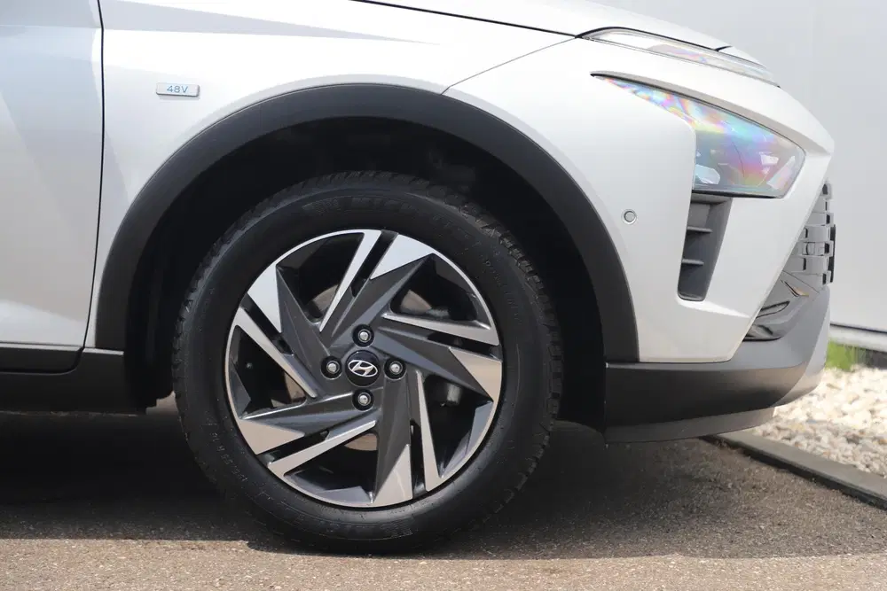 Hyundai BAYON 1.0 T-GDI Premium Navigatie Achteruitrijca uit 2022, foto 5