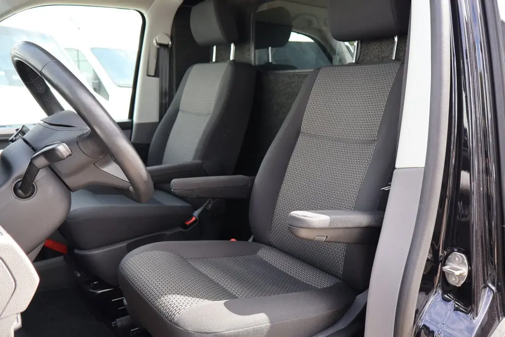 Volkswagen Transporter 2.0 TDI L2 H1 Bulli Automaat 2x Schui uit 2024, foto 2