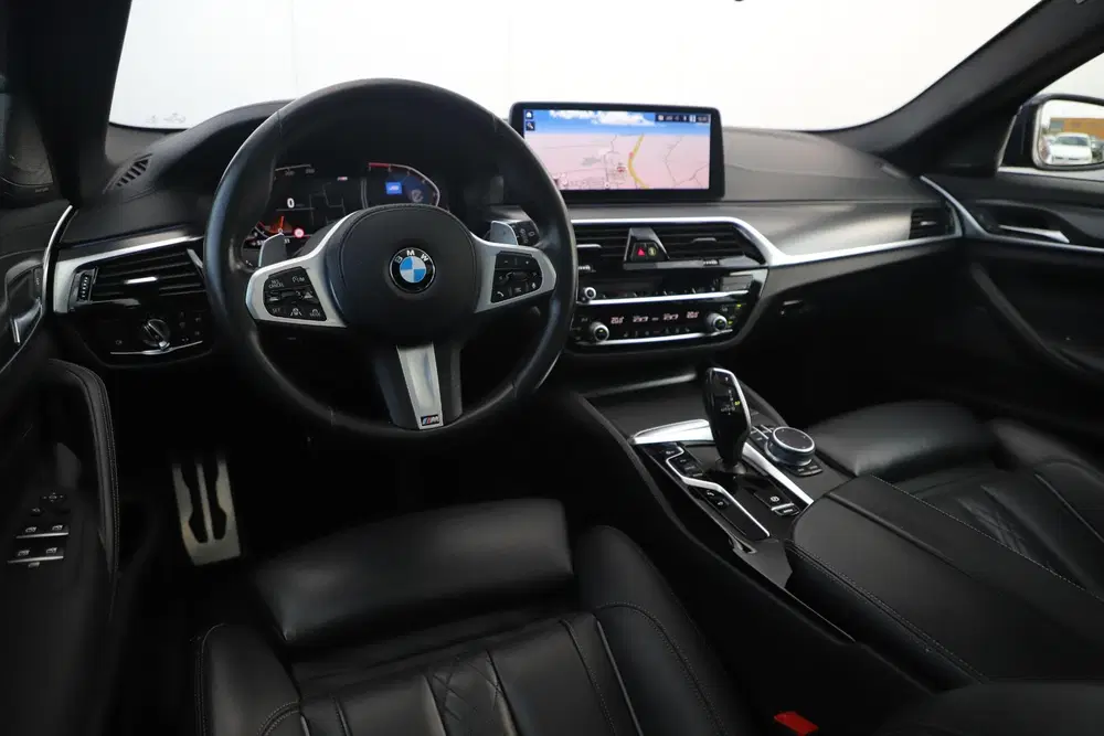 BMW 5-serie 530i High Executive 252PK M Sport Laser uit 2021, foto 19