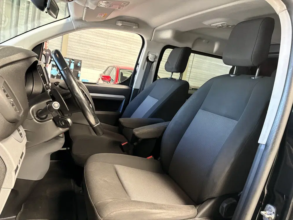 Peugeot Expert 2.0 BlueHDI 180 Long Asphalt DC Adapt. Cru uit 2020, foto 13