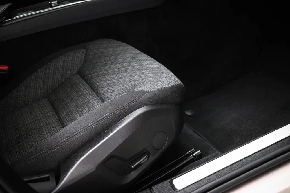 Volvo V60 2.0 B3 Essential uit 2022, foto 10