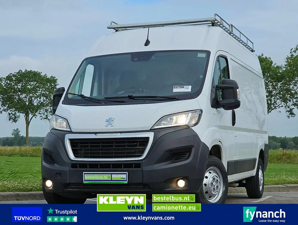 Peugeot Boxer 2.2 l2h2 imperiaal navi uit 2021