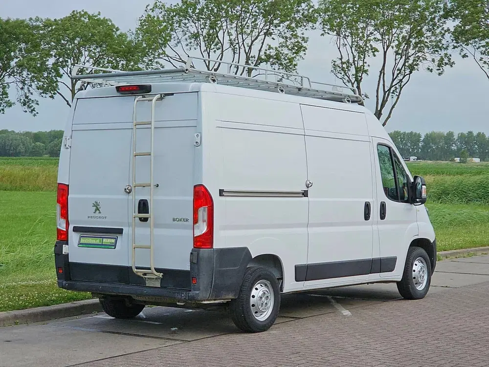 Peugeot Boxer 2.2 l2h2 imperiaal navi uit 2021, foto 3