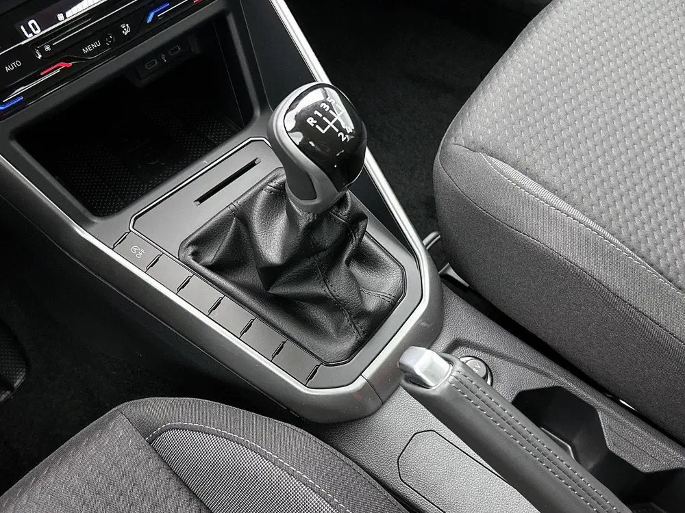 Volkswagen Polo 1.0 TSI Life Edition 95 PK | Navigatie | Cam uit 2025, foto 9