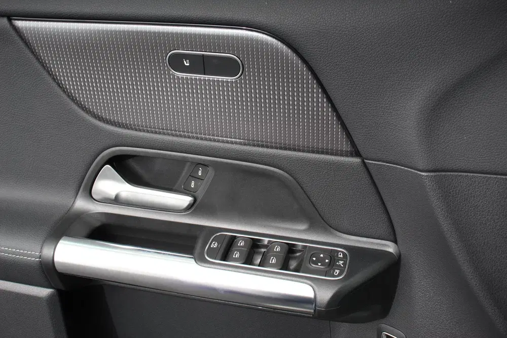 Mercedes-Benz GLA 200 163pk Automaat Progressive Navi uit 2021, foto 16