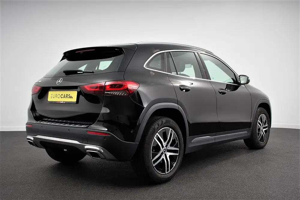 Mercedes-Benz GLA 200 163pk Automaat Progressive Navi uit 2021, foto 4