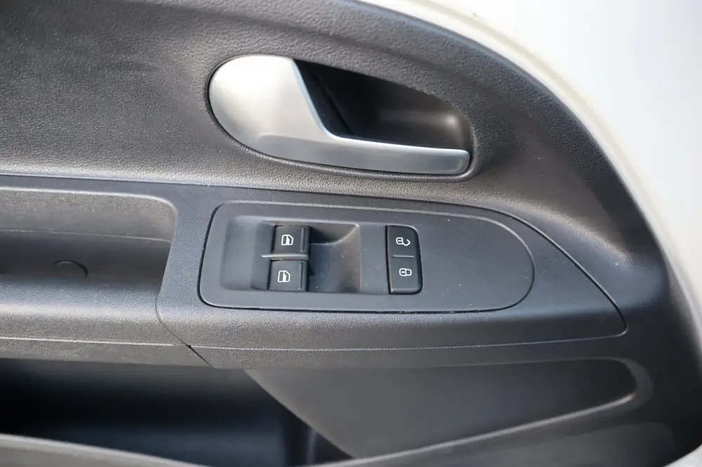 Volkswagen Up! uit 2023, foto 10