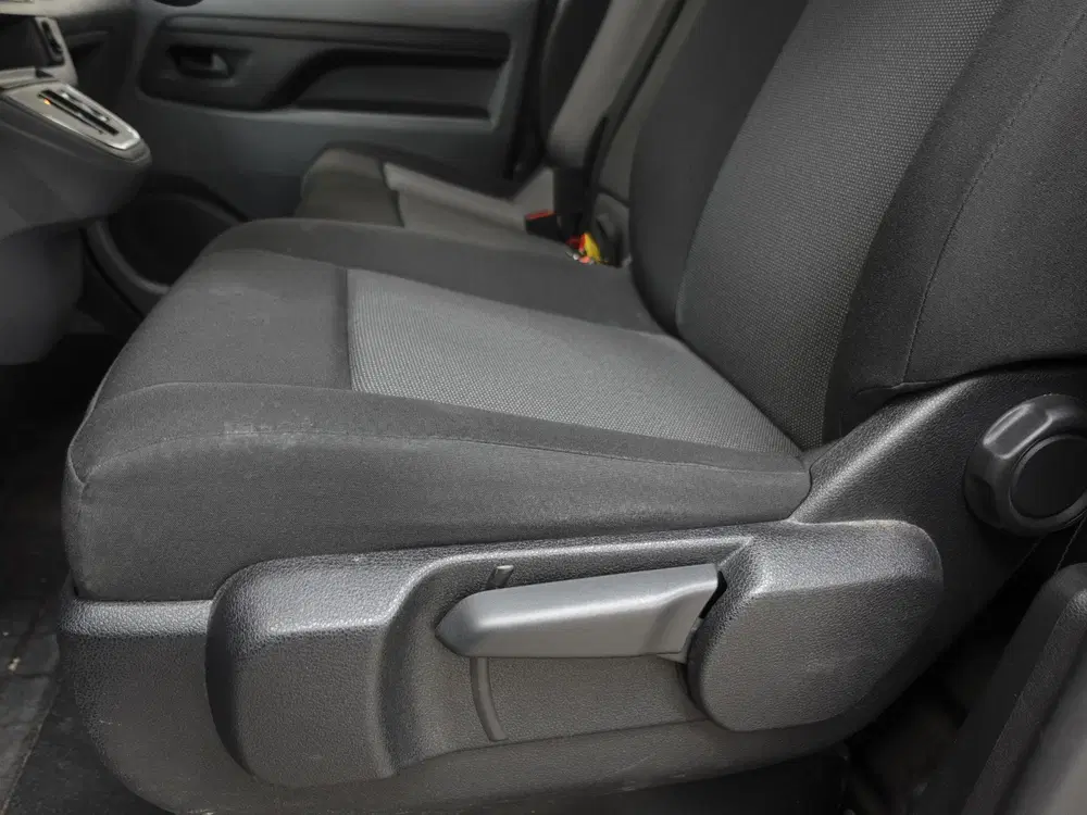 Opel Vivaro L3H1 Edition 75 kWh Automaat Airco Navigat uit 2023, foto 12