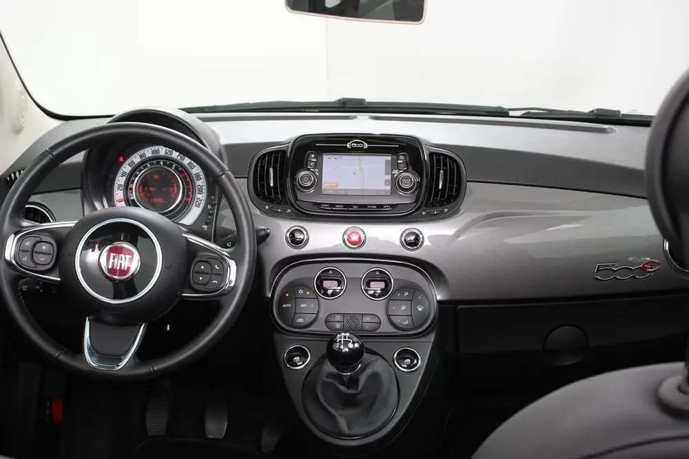 Fiat 500 C 1.2 Lounge Navigatie Lederen interieur Cli uit 2019, foto 11