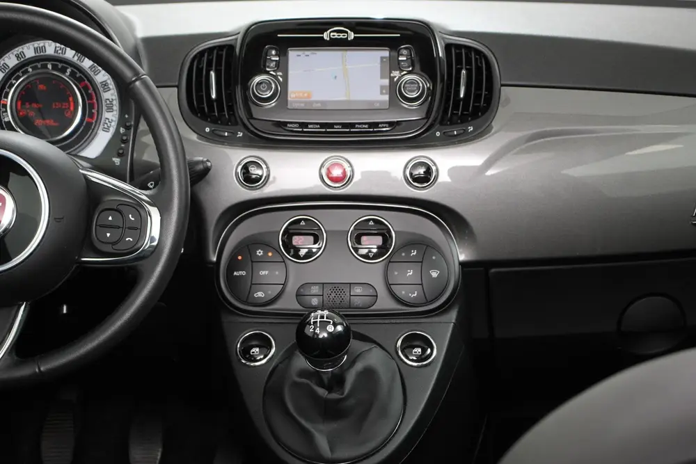 Fiat 500 C 1.2 Lounge Navigatie Lederen interieur Cli uit 2019, foto 12
