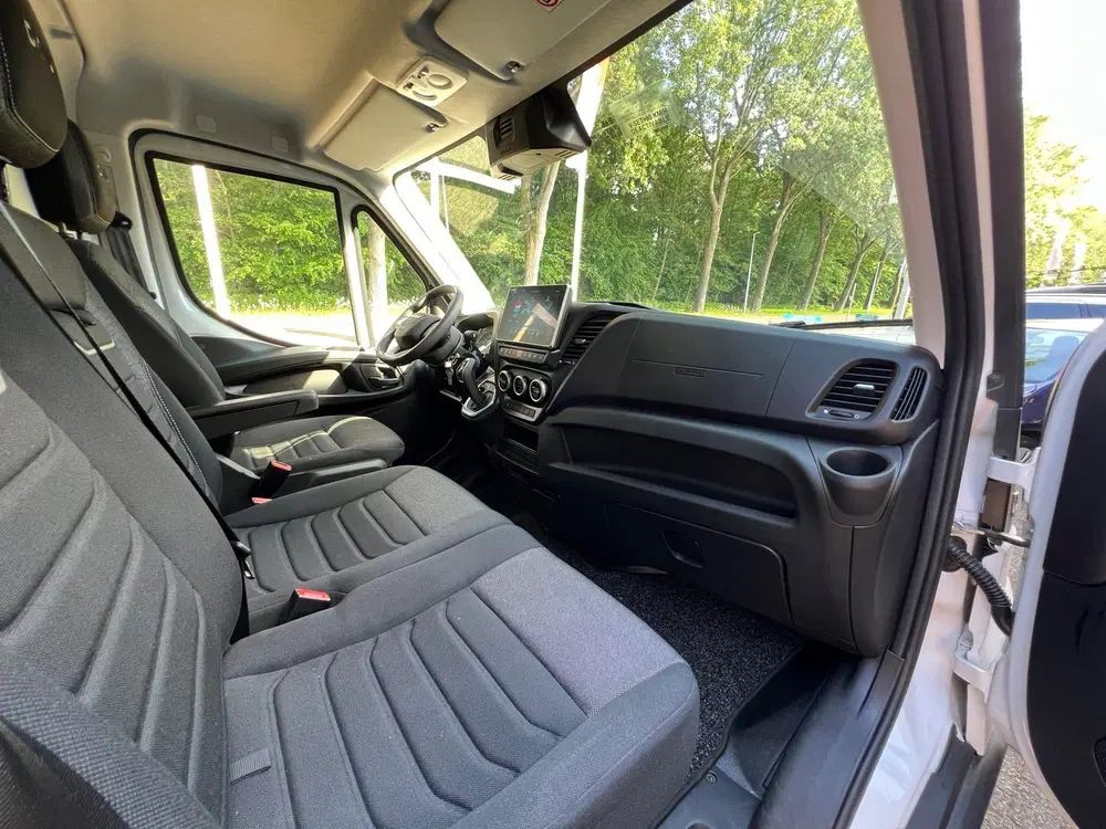 Iveco Daily Daily L2H2 3.0L 210PK Automaat uit 2024, foto 7