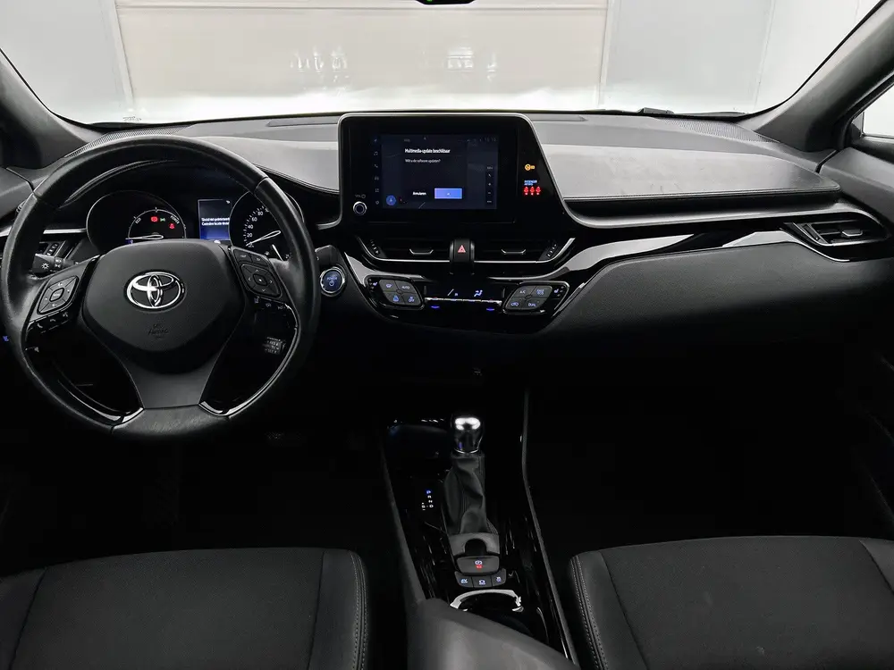 Toyota C-Hr 2.0 Hybrid Dynamic uit 2024, foto 4