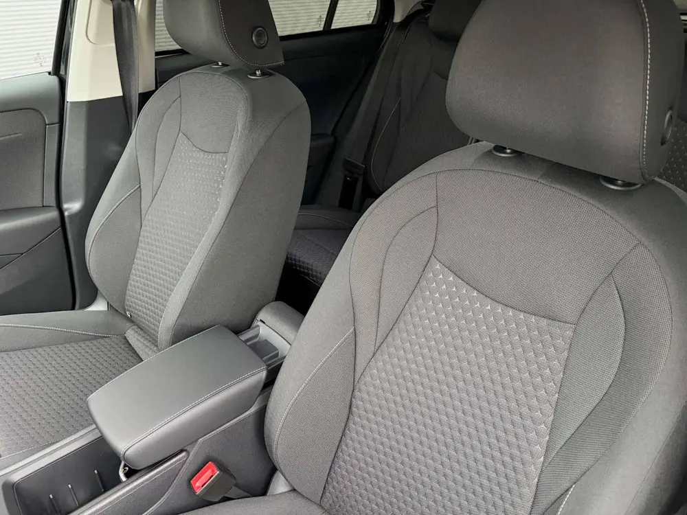 Volkswagen T-Roc 1.5 eTSI 115pk DSG Life First Edition | App uit 2025, foto 4