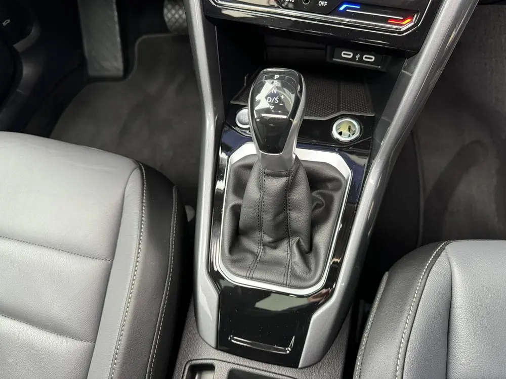 Volkswagen T-Roc 1.5 TSI 150pk Automaat / Panoramadak / Lede uit 2024, foto 8