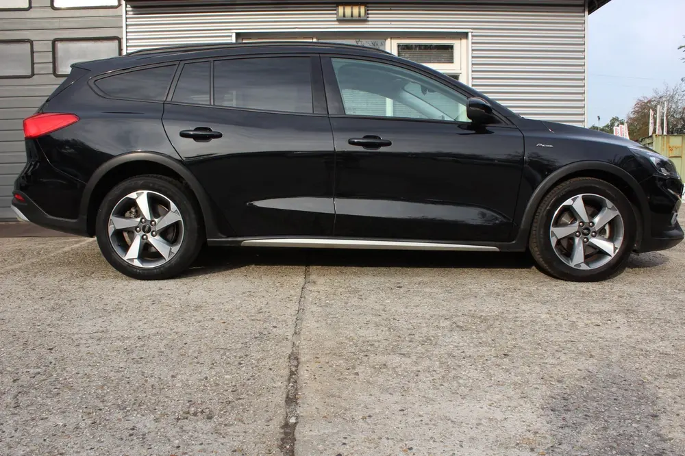 Ford Focus 1.0 EcoBoost Titanium X Business 5-deurs A uit 2020, foto 4