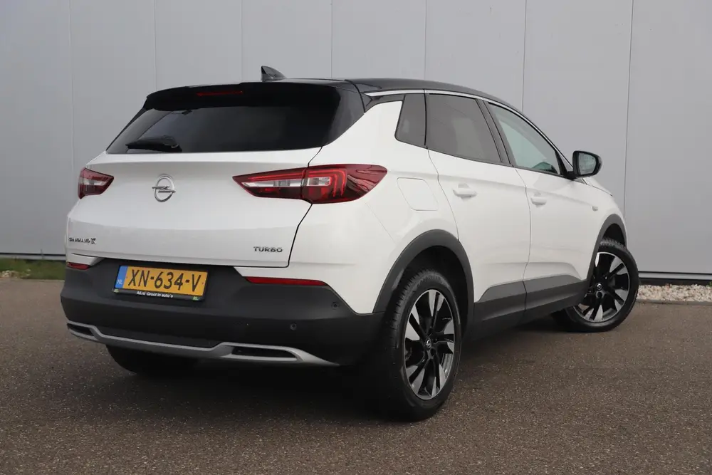 Opel Grandland X 1.2 Turbo Business Executive 131PK Automaa uit 2019, foto 5