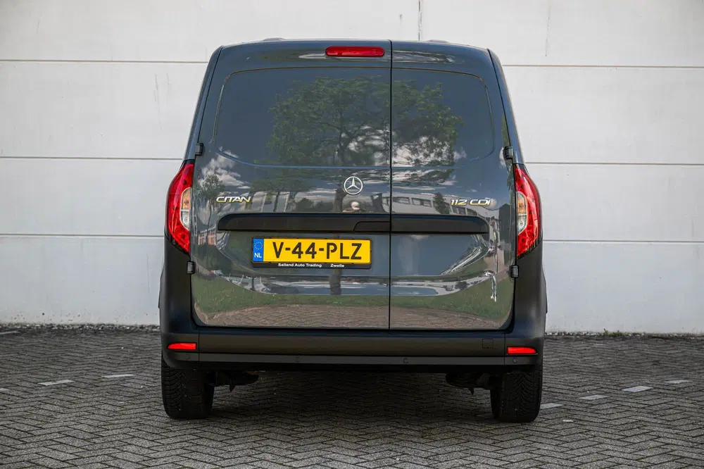 Mercedes-Benz Citan 112 CDI 116pk Automaat L1 uit 2023, foto 10