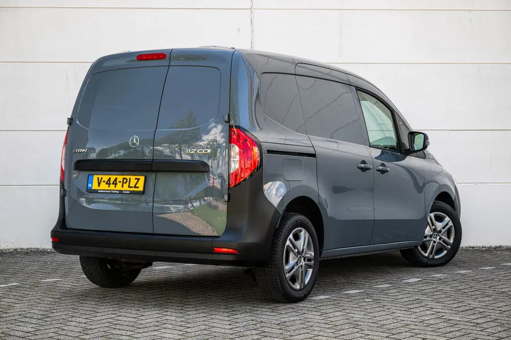 Mercedes-Benz Citan 112 CDI 116pk Automaat L1 uit 2023, foto 2