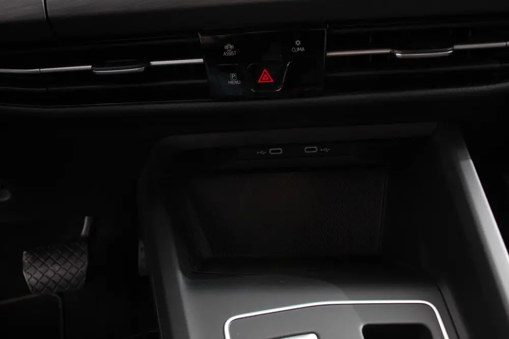 Volkswagen Golf 1.5 TSI 162 pk Variant Style DSG Navigatie C uit 2021, foto 15