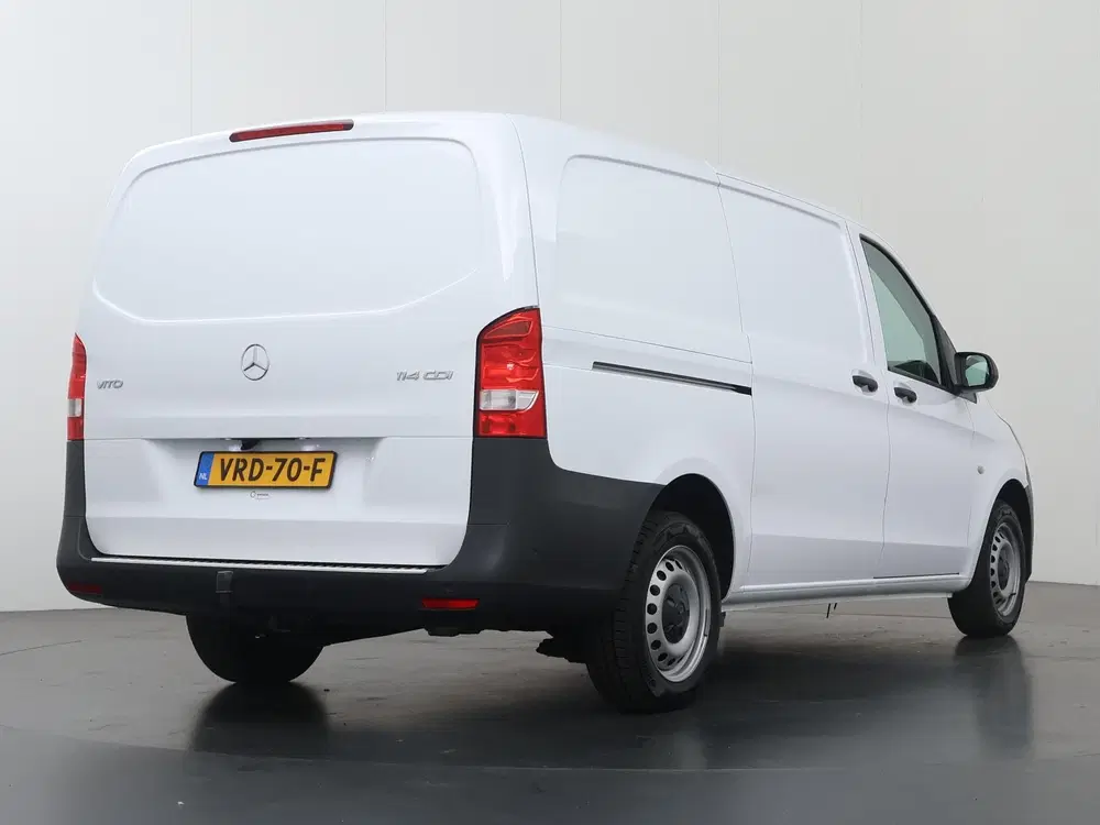 Mercedes-Benz Vito 114 CDI uit 2023, foto 2