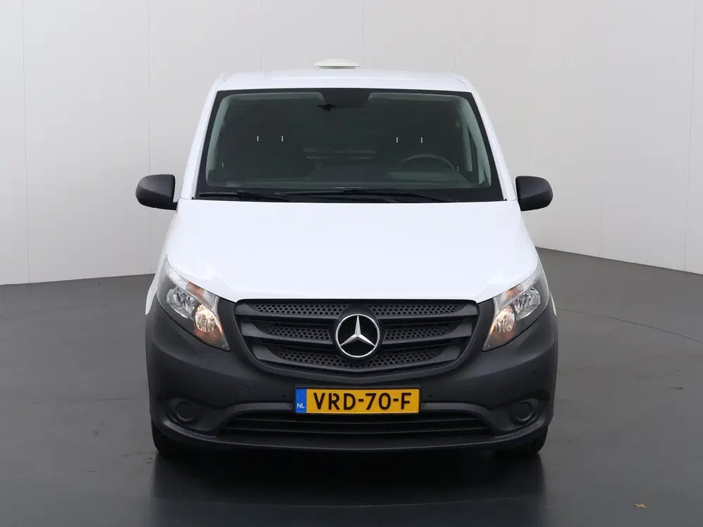 Mercedes-Benz Vito 114 CDI uit 2023, foto 3