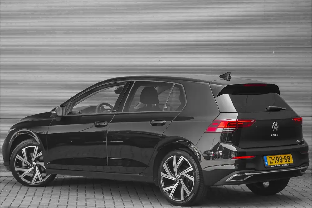 Volkswagen Golf 1.5 eTSI Move Style Pack ACC Camera 18" uit 2023, foto 11
