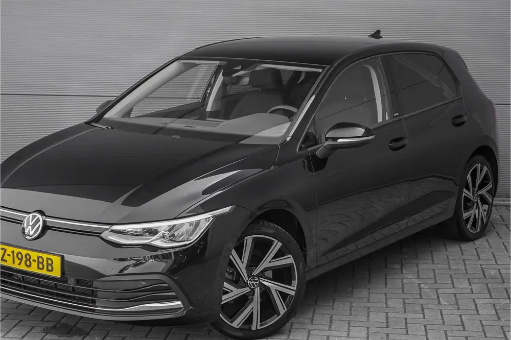 Volkswagen Golf 1.5 eTSI Move Style Pack ACC Camera 18" uit 2023, foto 17